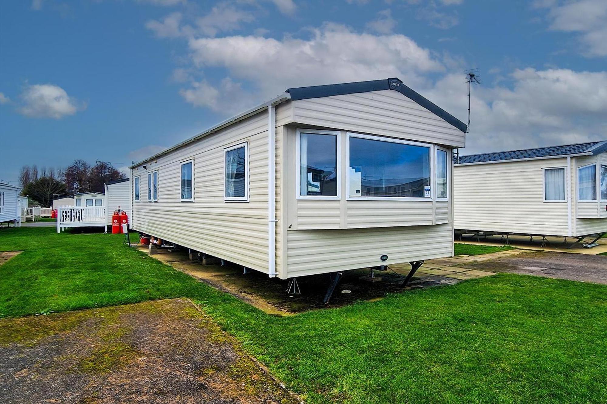 8 Berth Caravan For Hire At Manor Park Near To A Great Beach Ref 23041C Hunstanton Ngoại thất bức ảnh